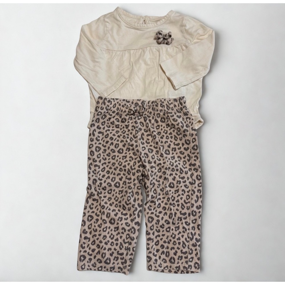 Carters Baby Girls 6M 2-Piece Set Cream Top Leopard Print Leggings Animal Print